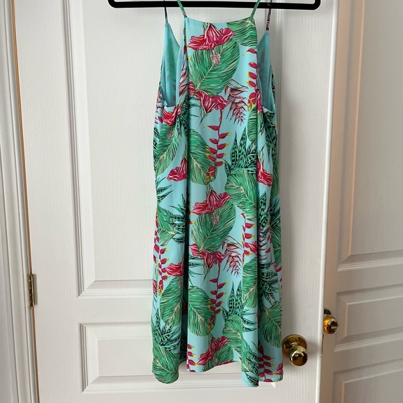 Summer dress - Picture 2 of 7